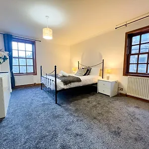 Old Town 2br Flat Royal Mile Sleeps 5 Apartment