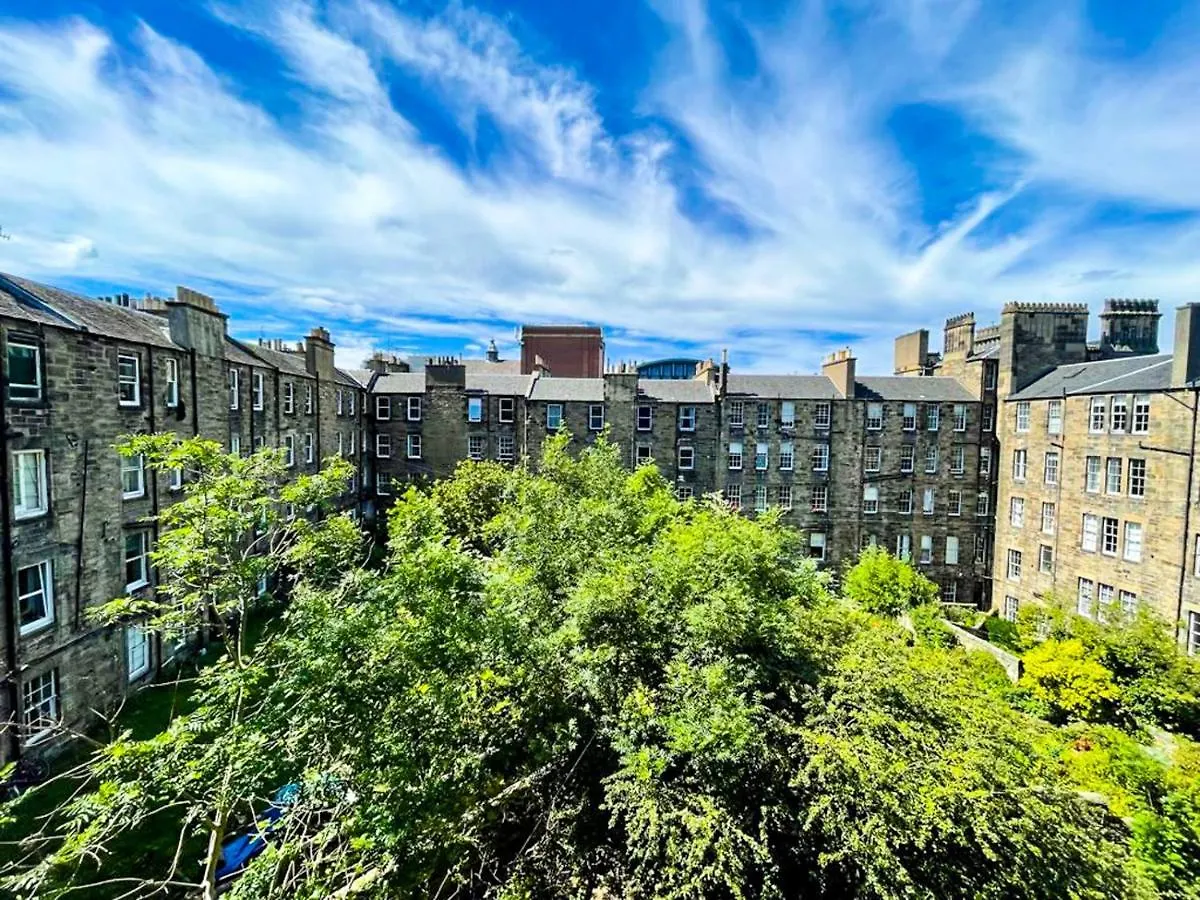 Apartment Open Plan 2 Bed Apt, Near Edinburgh Castle United Kingdom