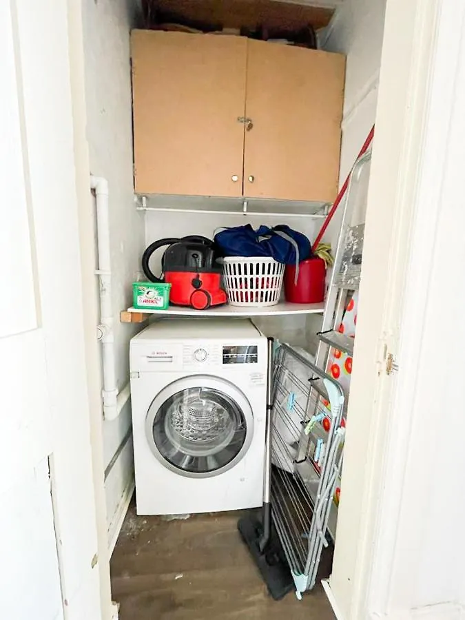 Apartment Open Plan 2 Bed Apt, Near Edinburgh Castle